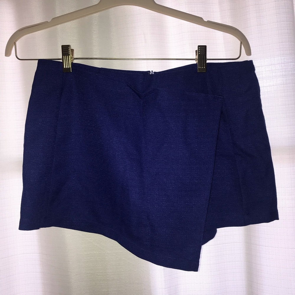 ENVELOPE SKORT